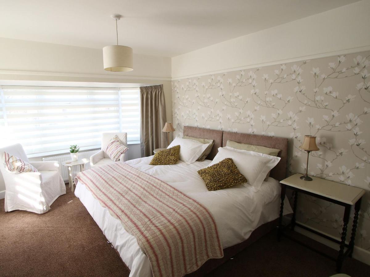 Canford Bridge B And B Wimborne Minster Room photo